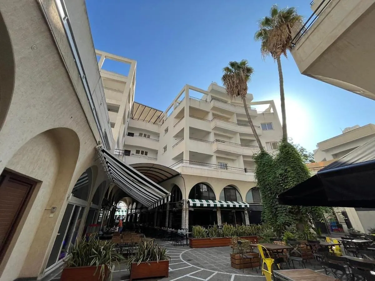 Apartment The Catherine Larnaca